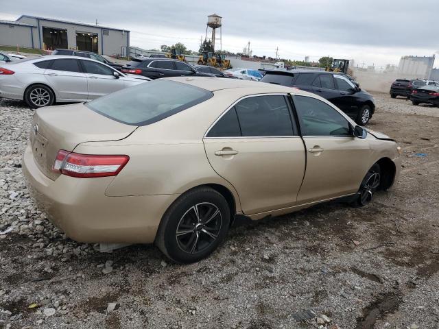 Toyota Camry Base Image 3