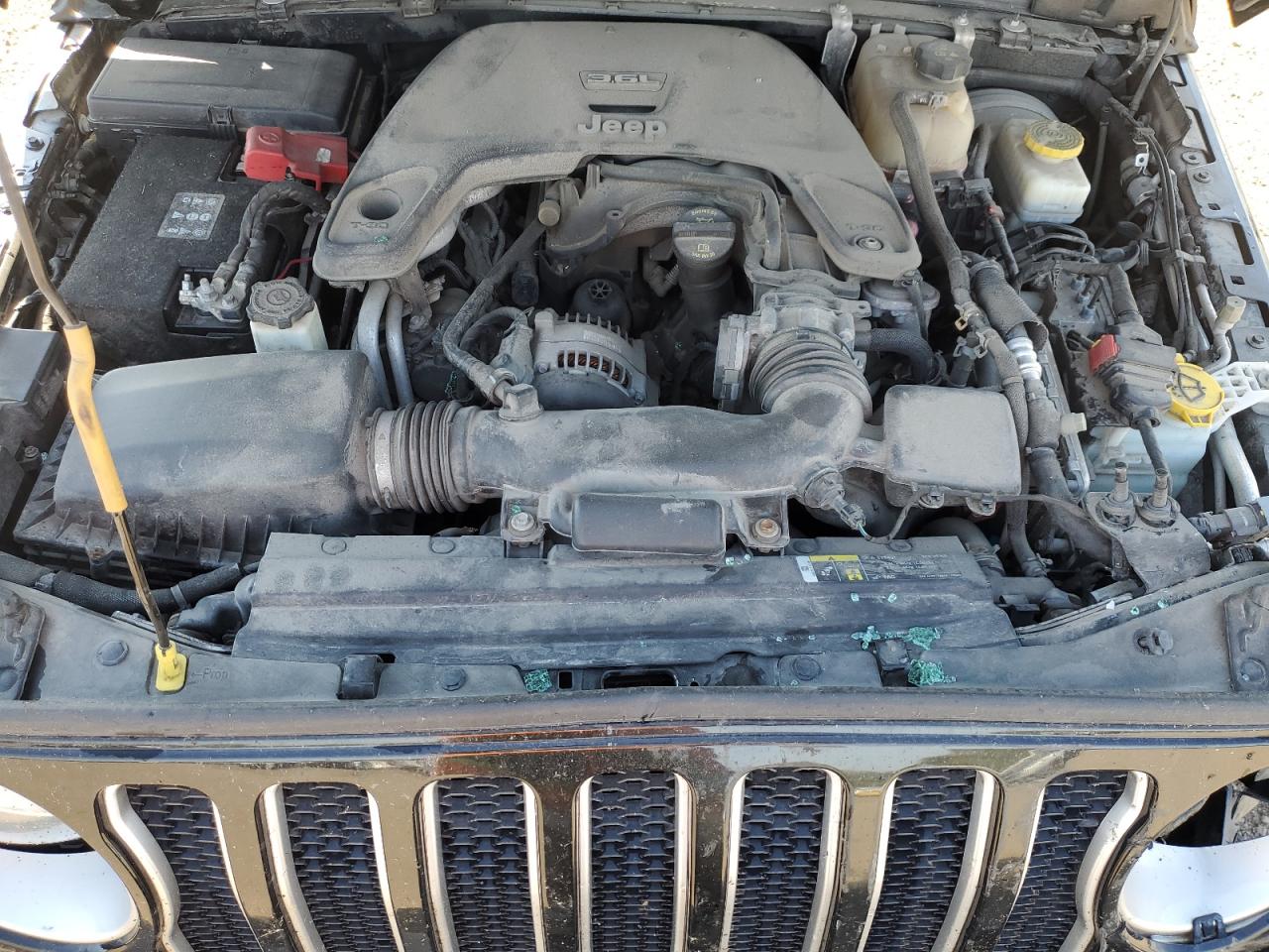 Jeep Wrangler Sahara Image 13