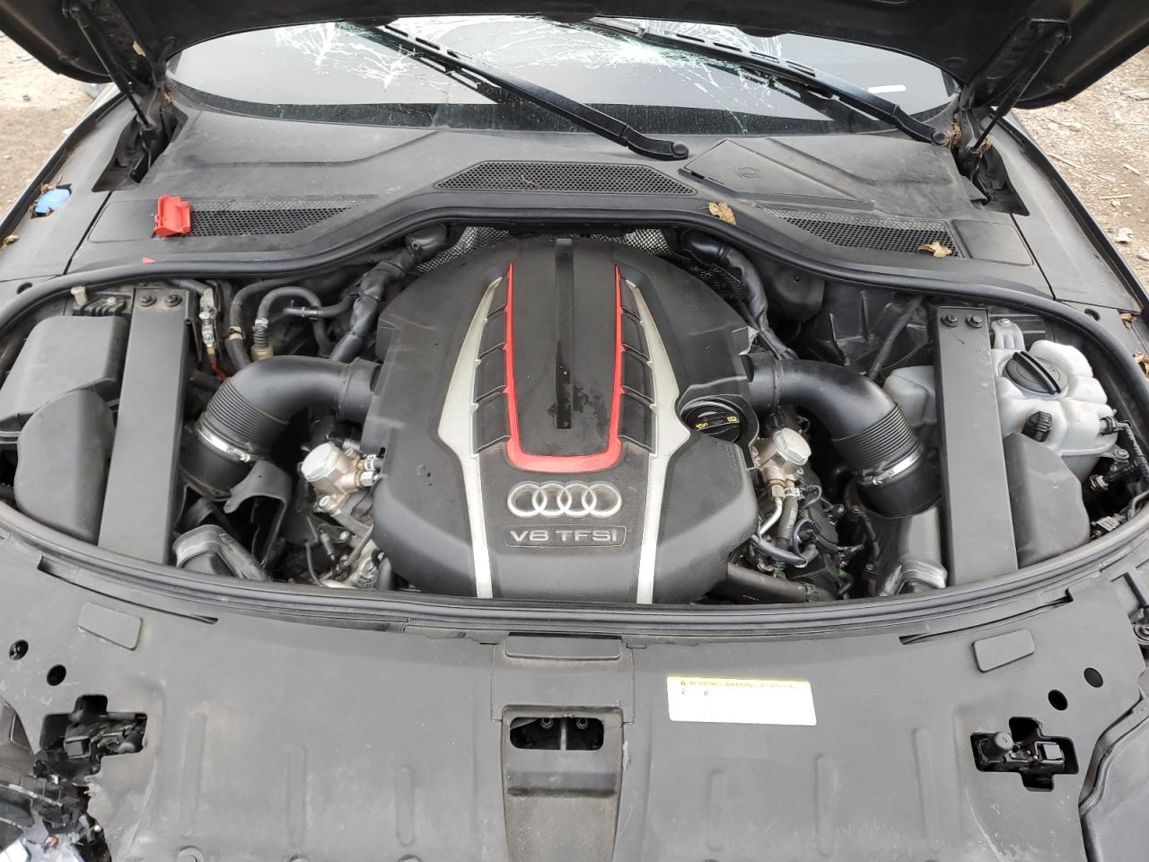 Audi S8 Plus Quattro Image 6
