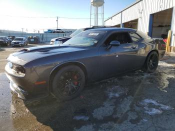  Salvage Dodge Challenger