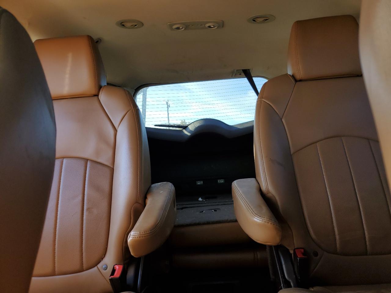 Buick Enclave Image 2