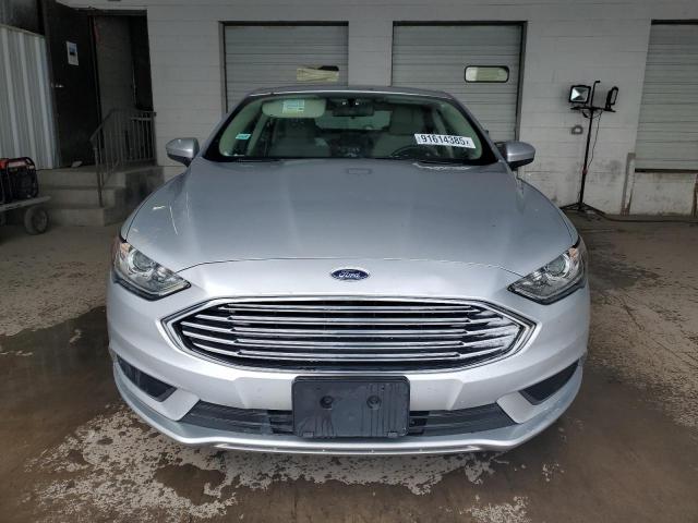 Ford Fusion Se Hybrid Image 9
