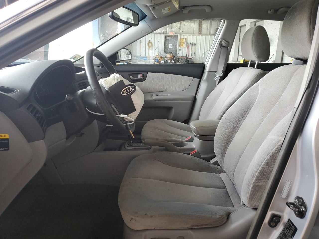 Kia Optima Lx Image 8