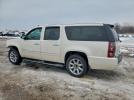 GMC Yukon Denali Image 4