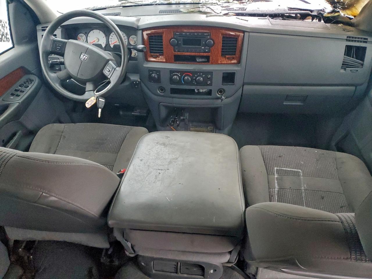 Dodge Ram 2500 Image 9