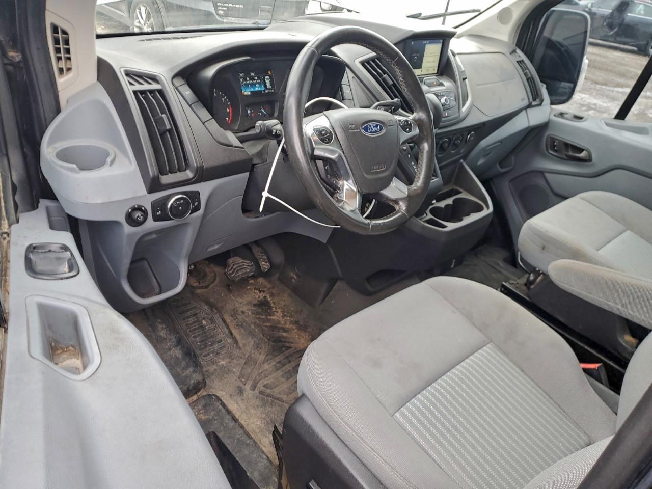 Ford Transit T-250 Image 10