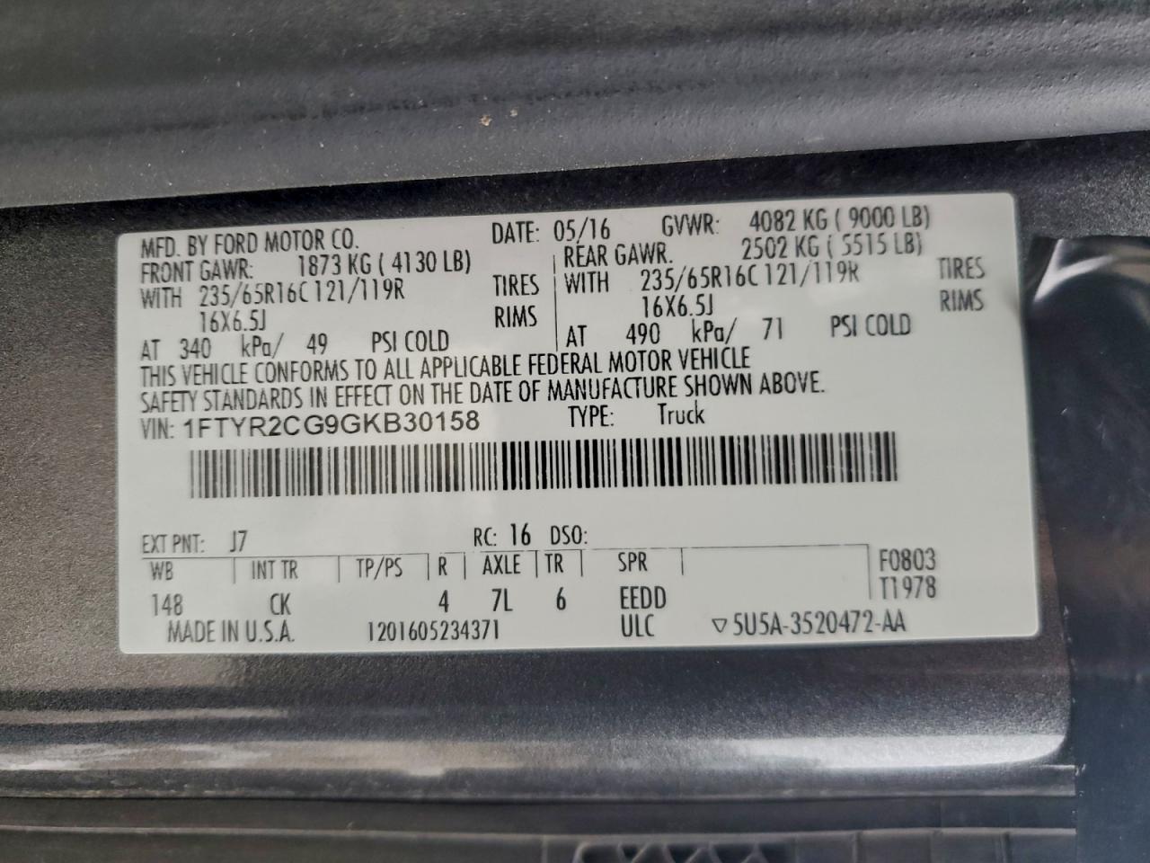 Ford Transit T-250 Image 9