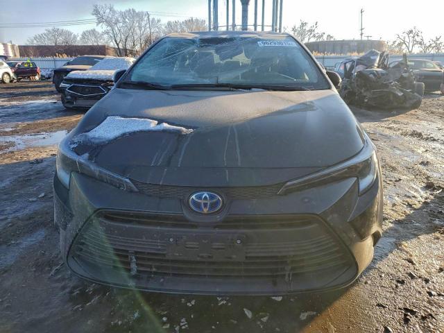 Toyota Corolla Le Image 10