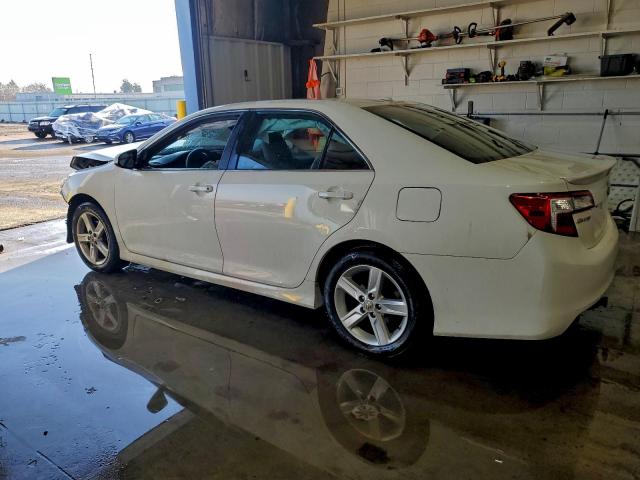 Toyota Camry Base Image 5