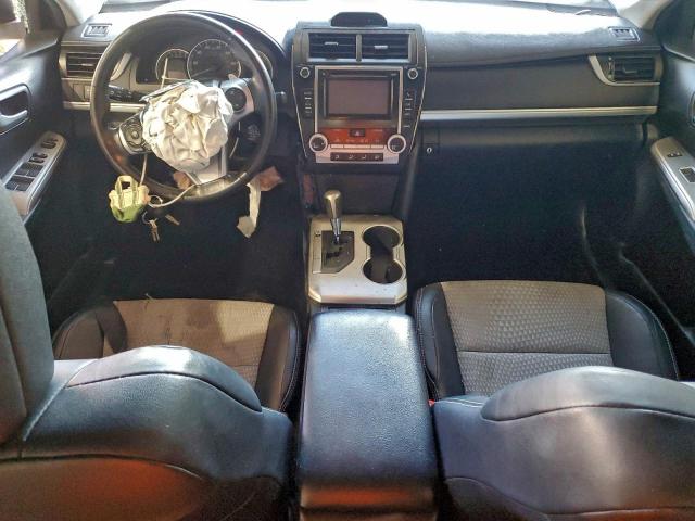 Toyota Camry Base Image 12