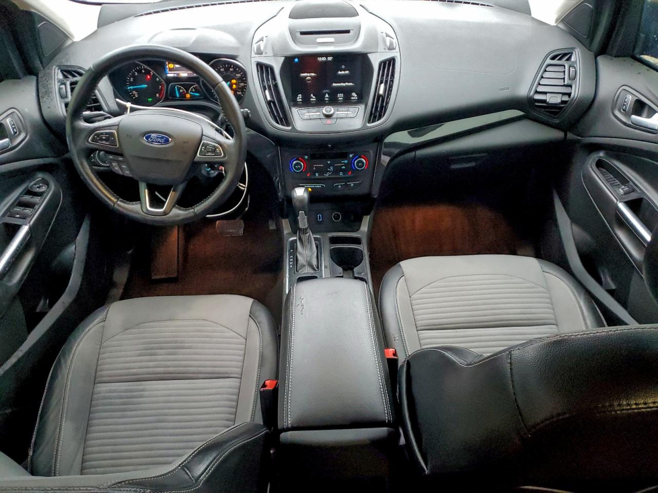 Ford Escape Se Image 6