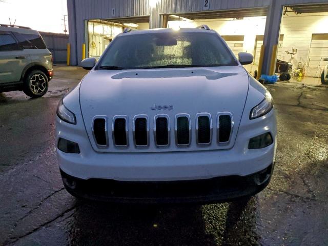 Jeep Grand Cherokee Latitude Image 13