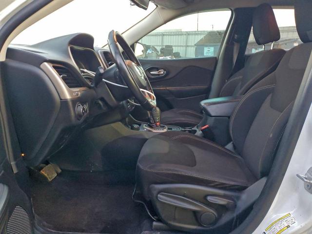 Jeep Grand Cherokee Latitude Image 7