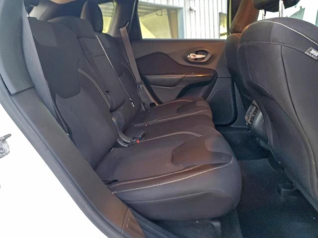 Jeep Grand Cherokee Latitude Image 9