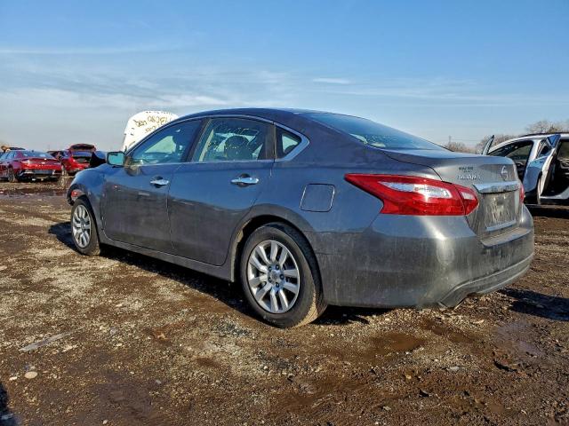 Nissan Altima 2.5 Image 2