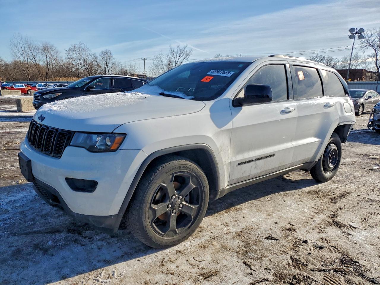 Jeep Grand Cherokee Laredo Image 1
