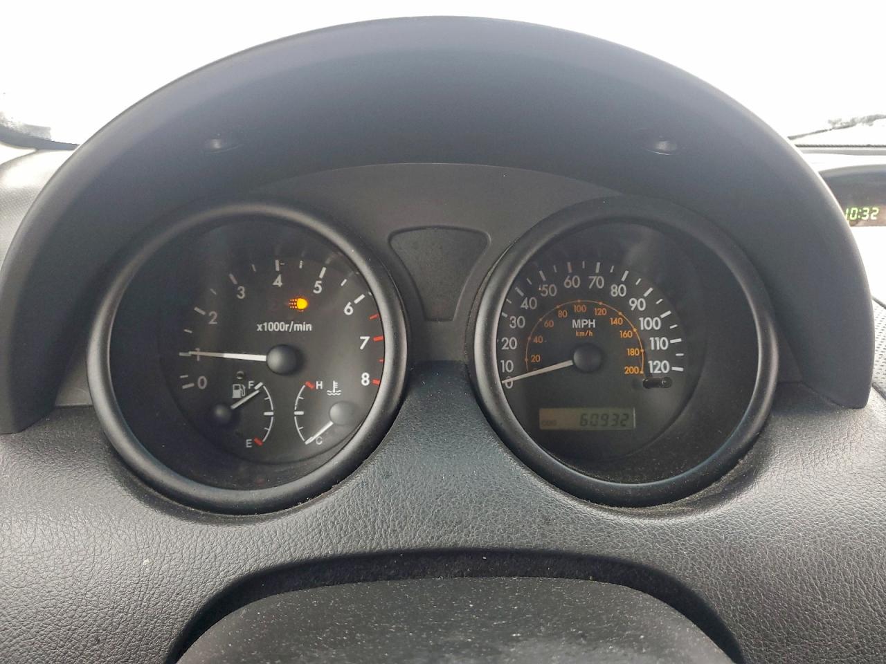 Chevrolet Aveo Base Image 10