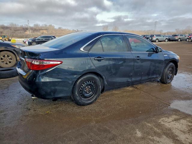 Toyota Camry Hybrid Image 5