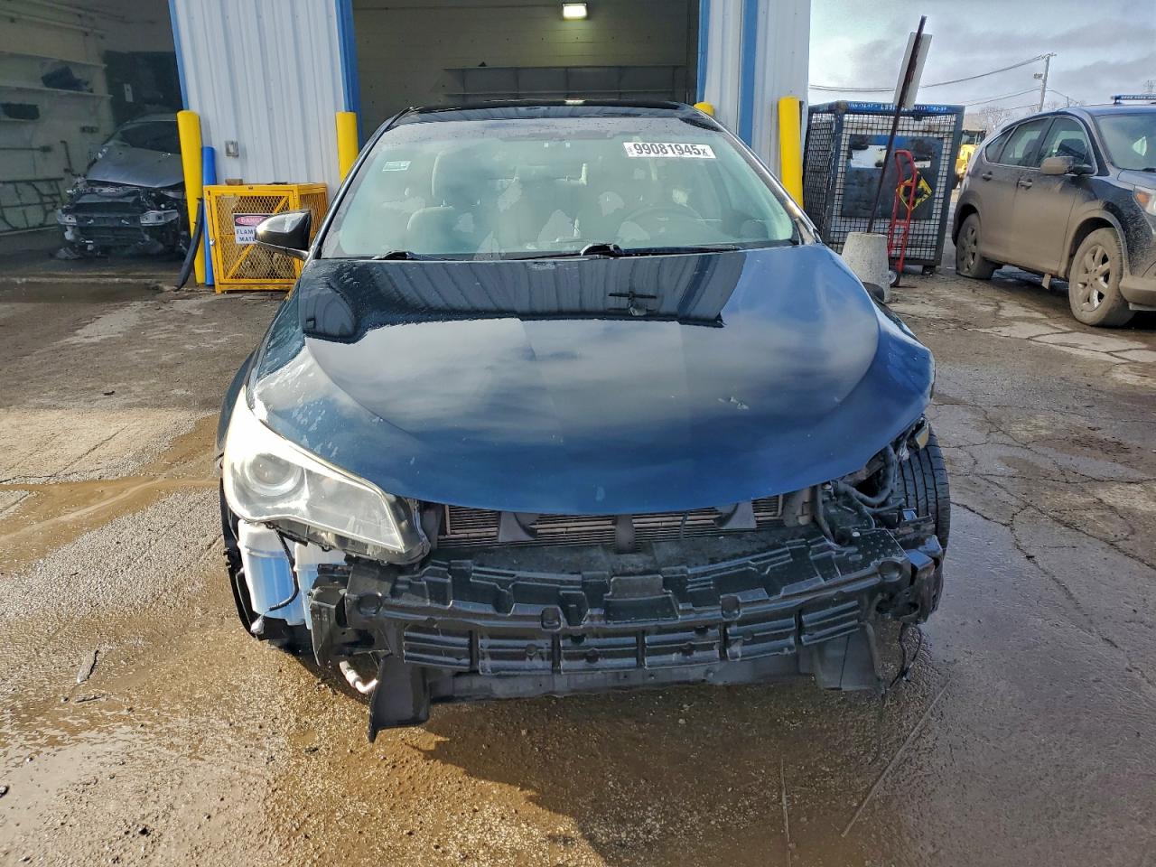 Toyota Camry Hybrid Image 10