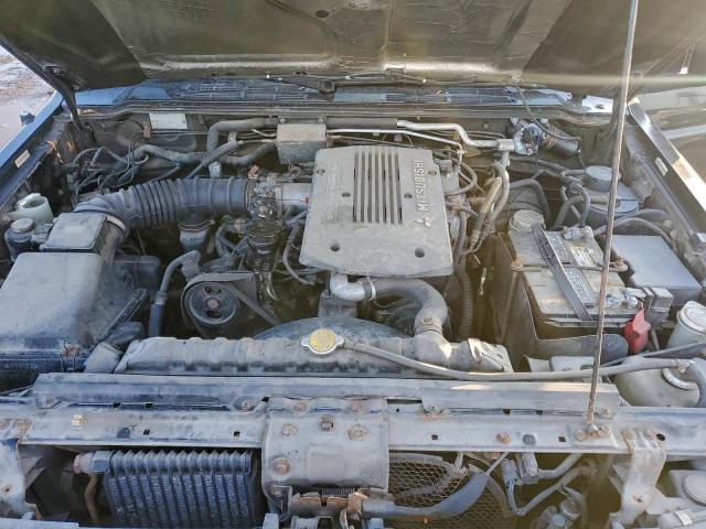 Mitsubishi Montero Image 11