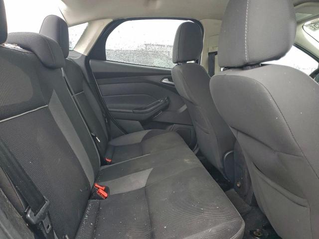 Ford Focus Se Image 10