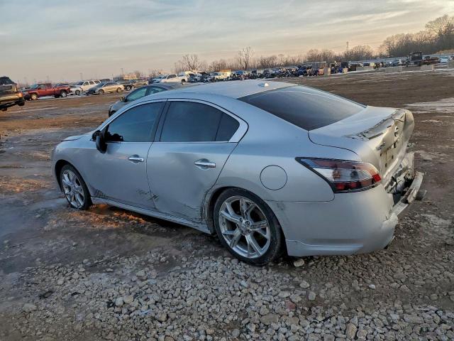 Nissan Maxima S Image 5