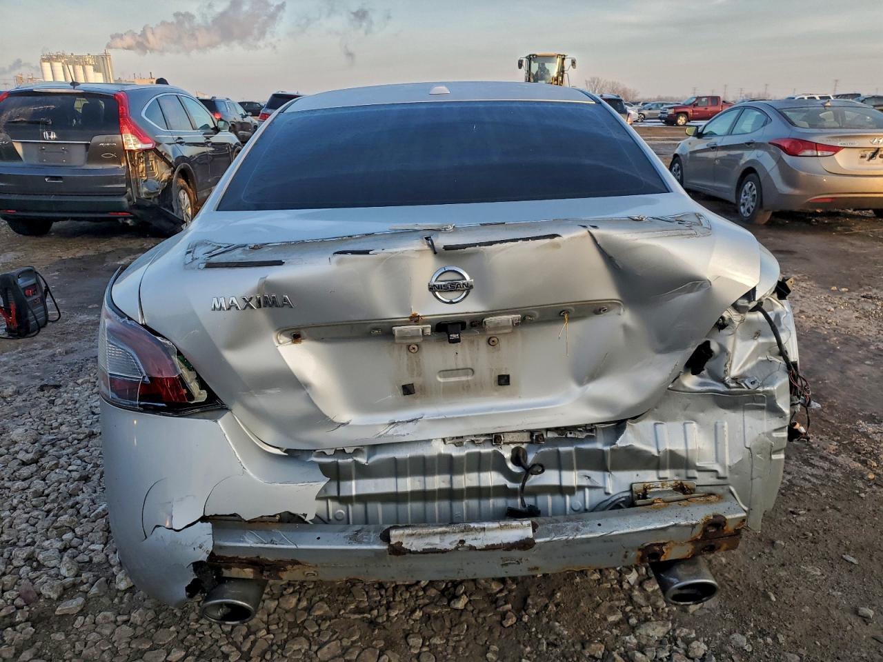 Nissan Maxima S Image 9