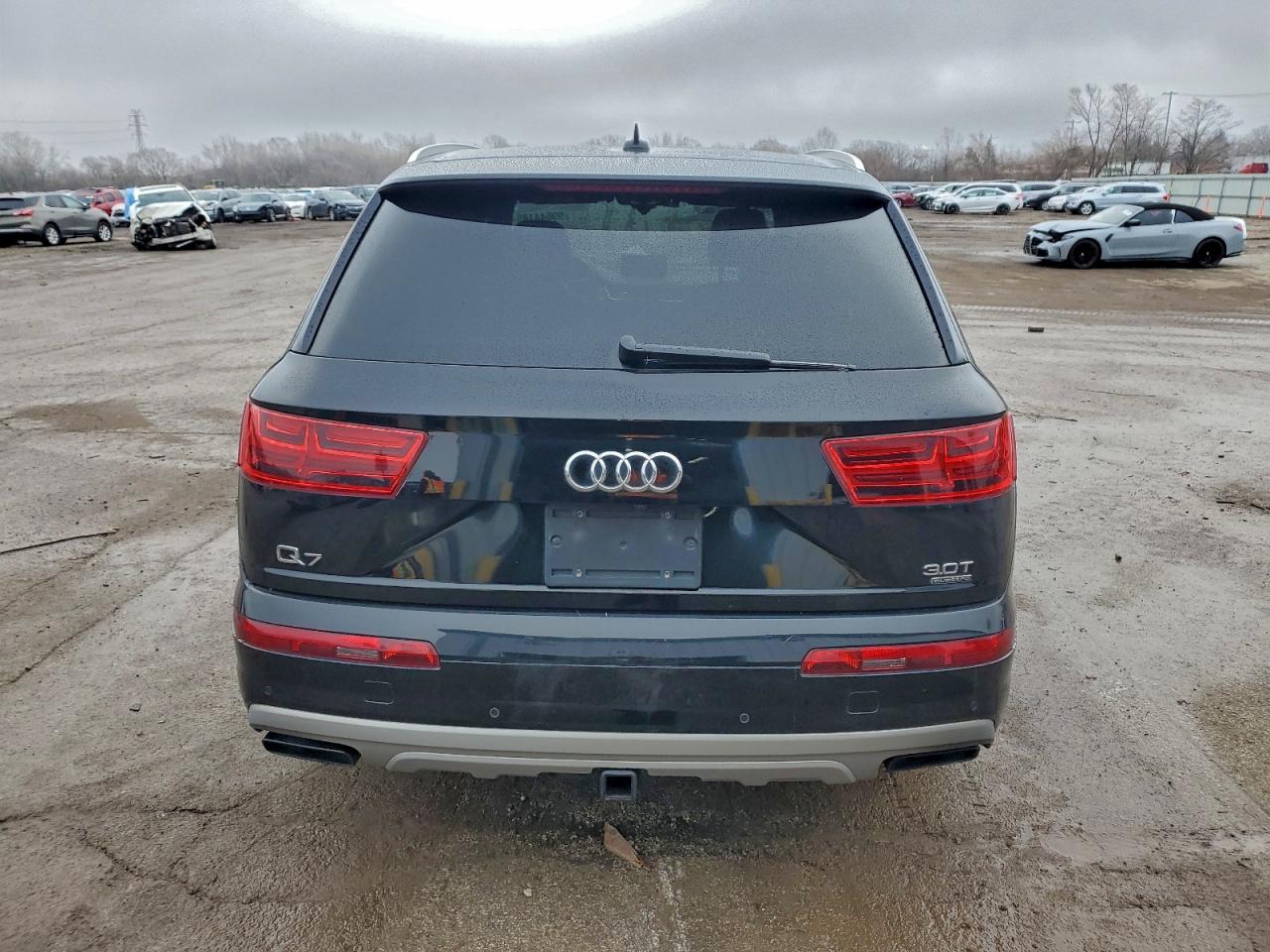 Audi Q7 Premium Plus Image 3