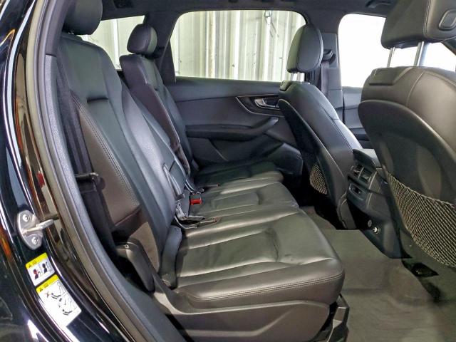 Audi Q7 Premium Plus Image 2