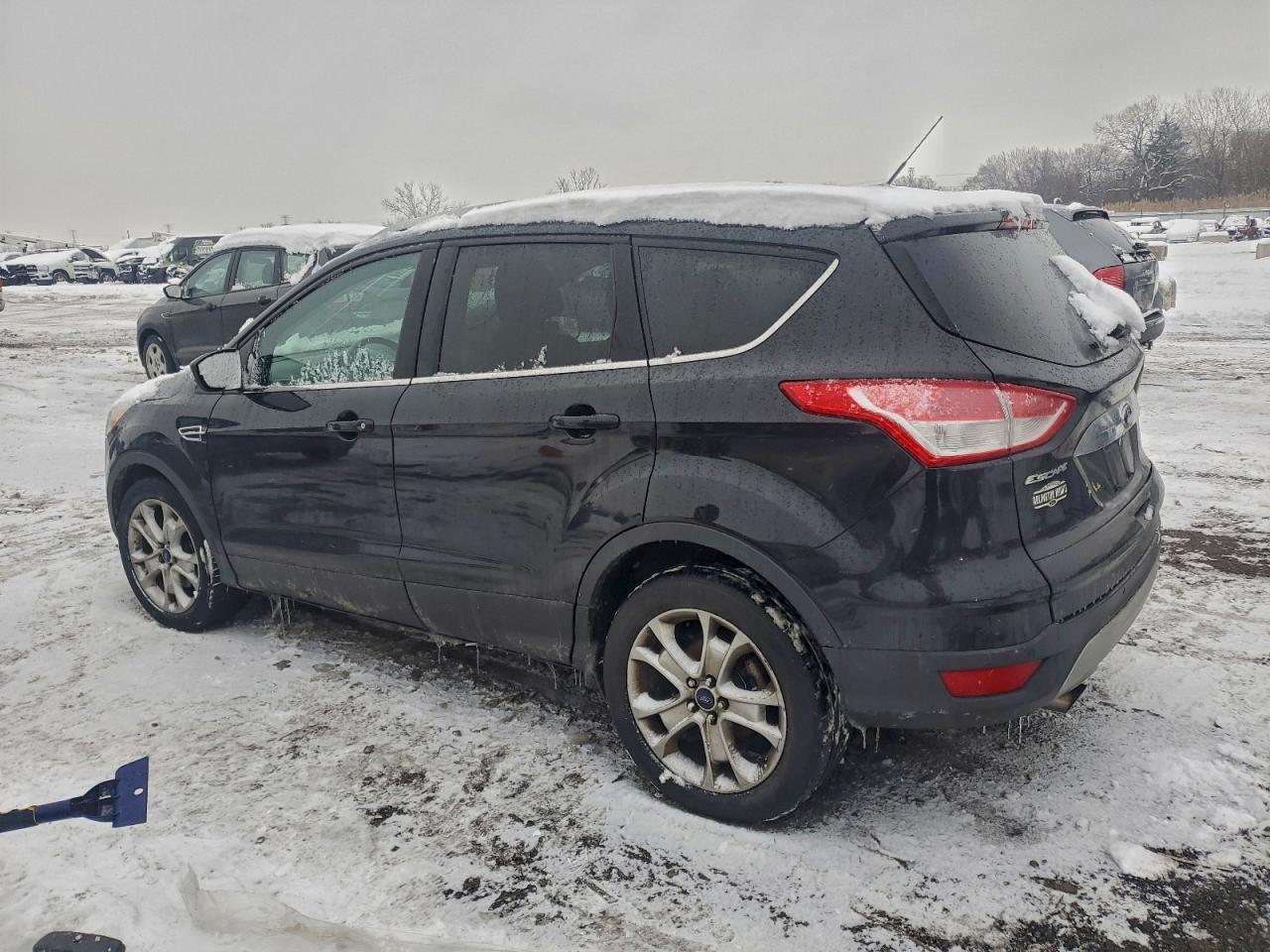 Ford Escape Titanium Image 2