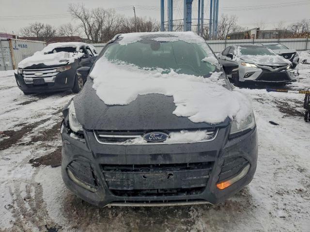 Ford Escape Titanium Image 12