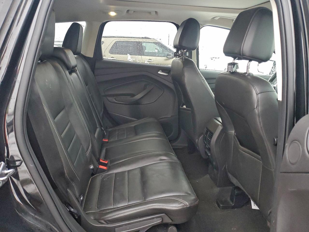 Ford Escape Titanium Image 6