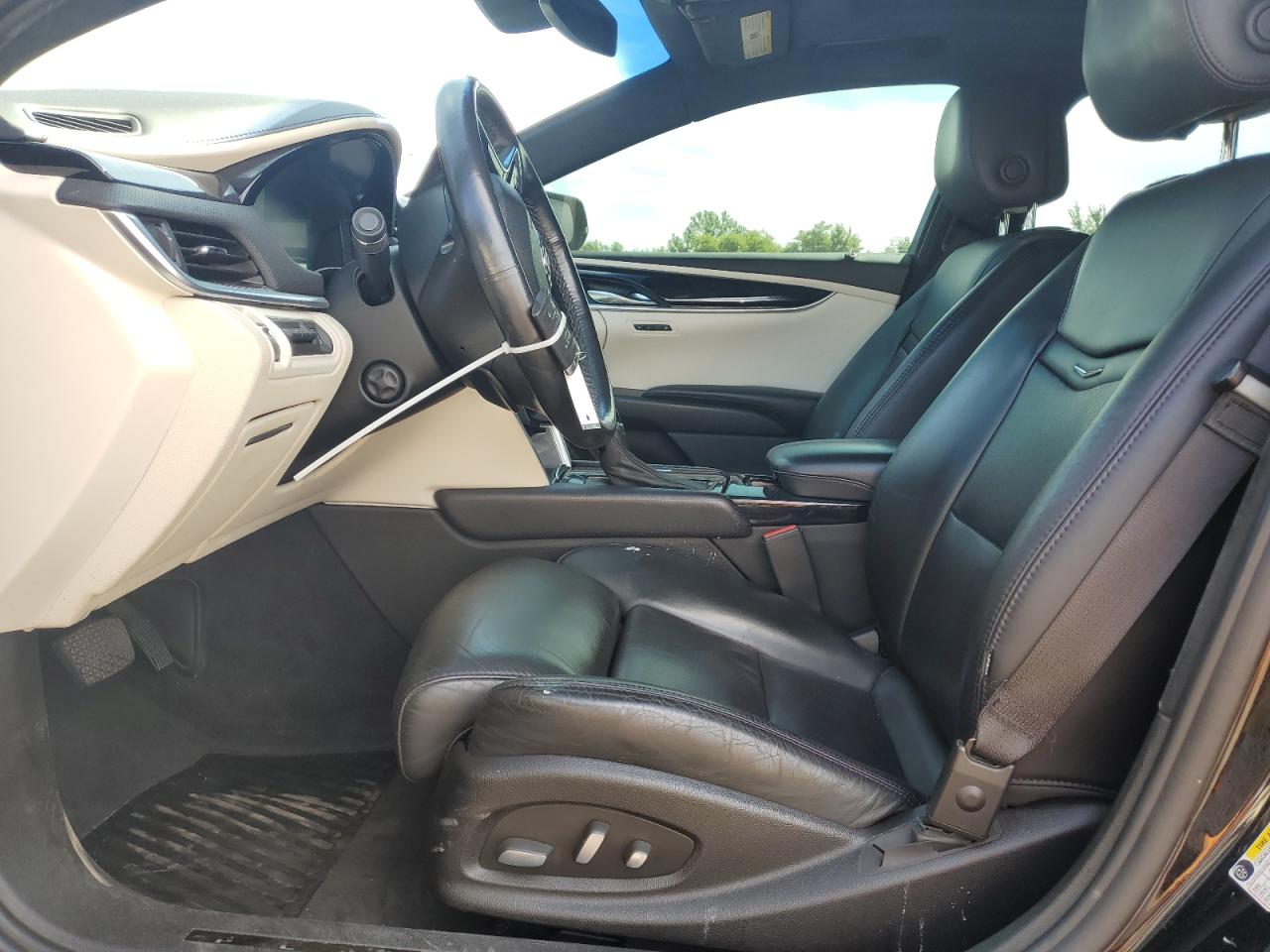 Cadillac XTS Vsport Platinum Image 5