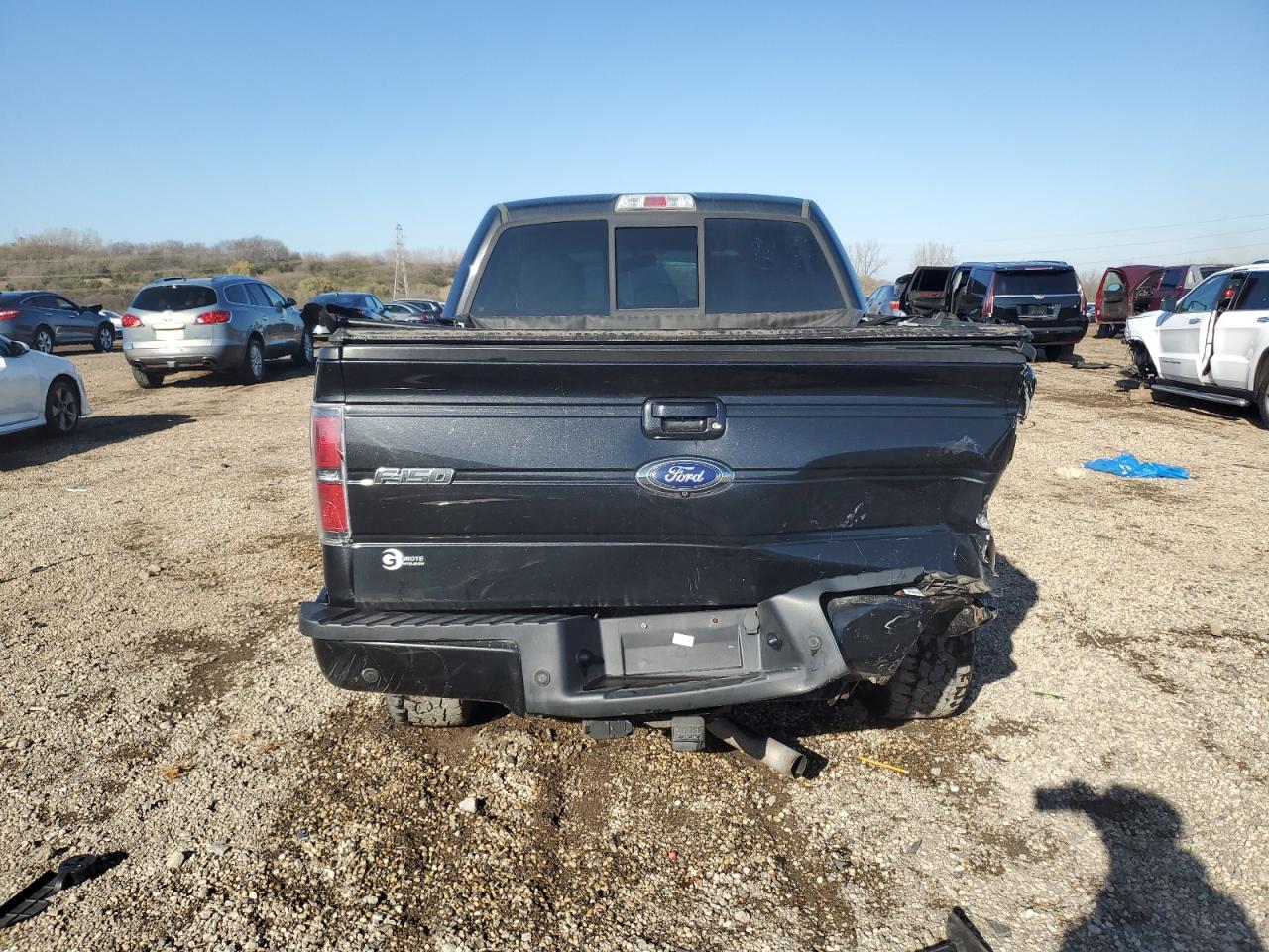 Ford F-150 Supercrew Image 4