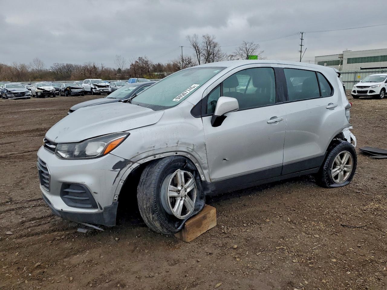 Chevrolet Trax Ls Image 1