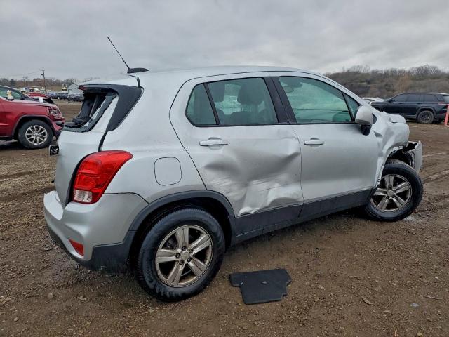 Chevrolet Trax Ls Image 4
