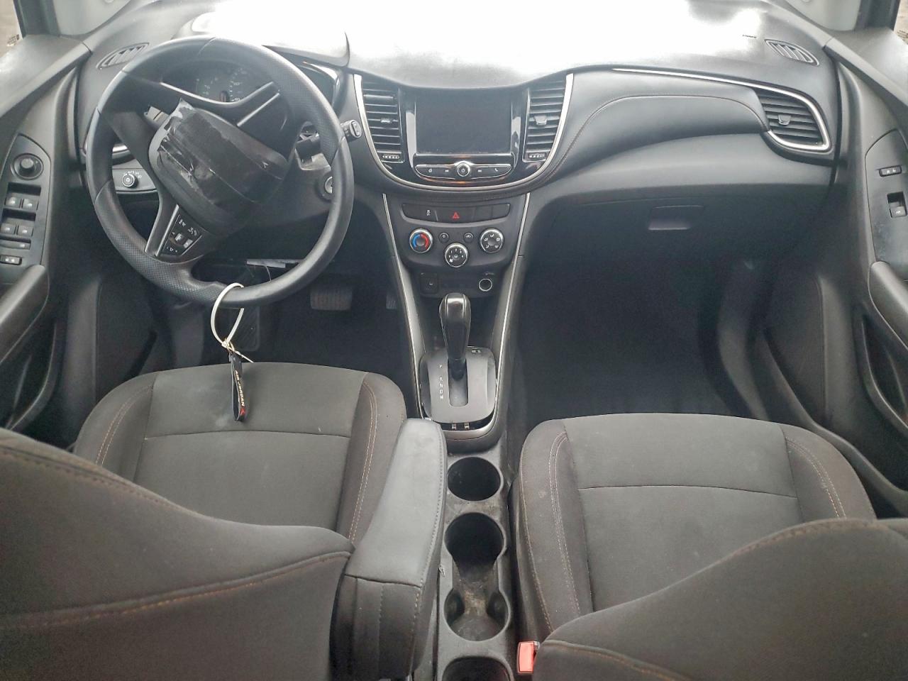 Chevrolet Trax Ls Image 11