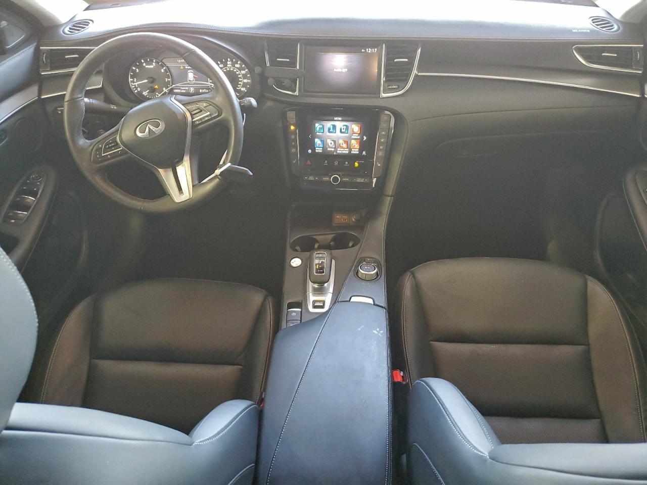 INFINITI Qx Luxe Image 5