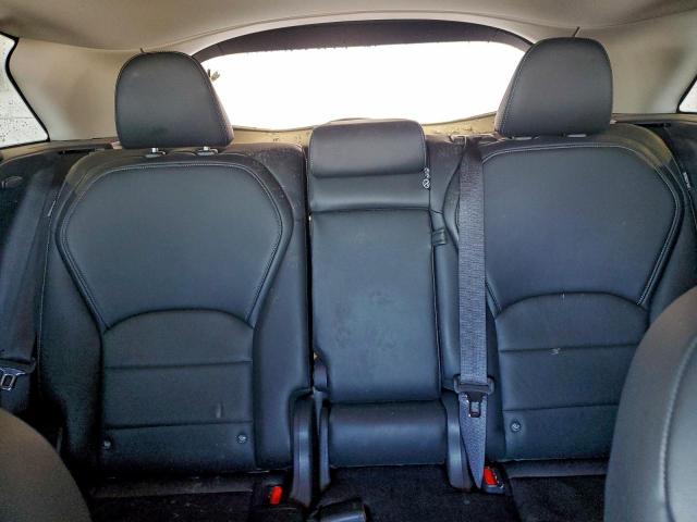 INFINITI Qx Luxe Image 8