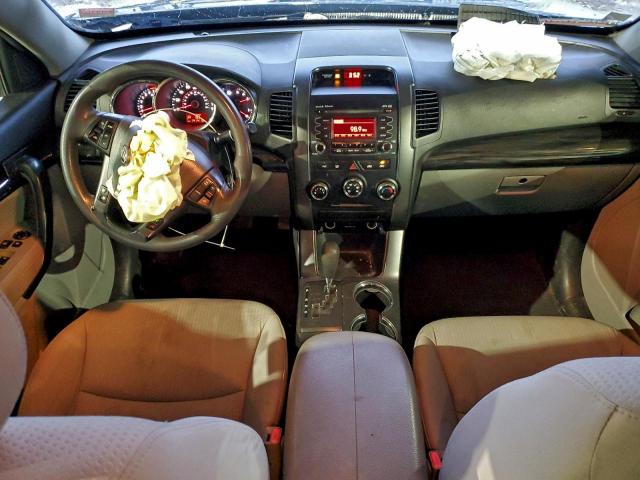 Kia Sorento Base Image 6