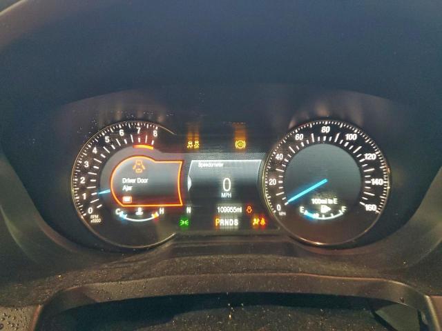 Ford Explorer Platinum Image 5