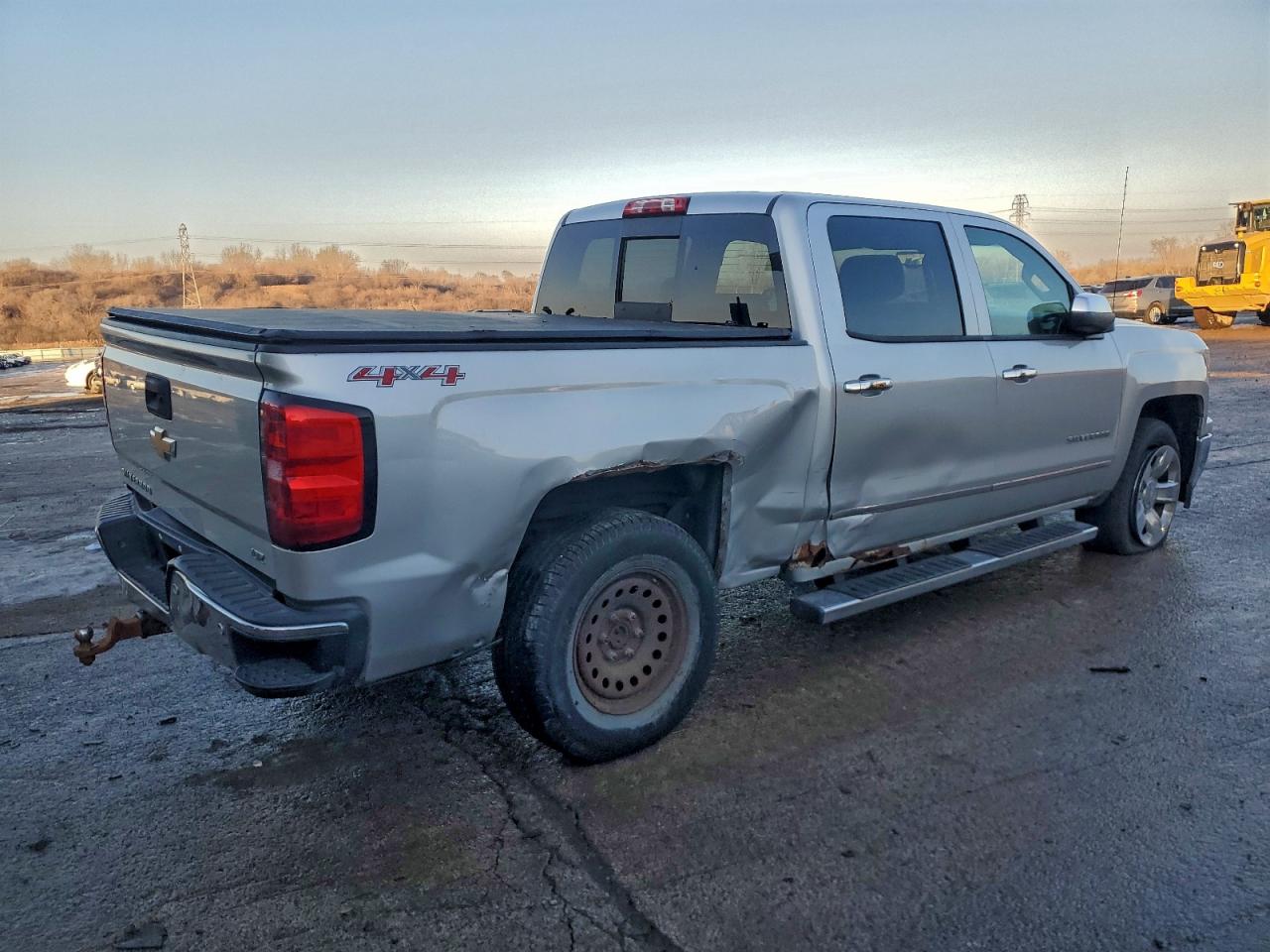 Chevrolet Silverado K1500 Ltz Image 3