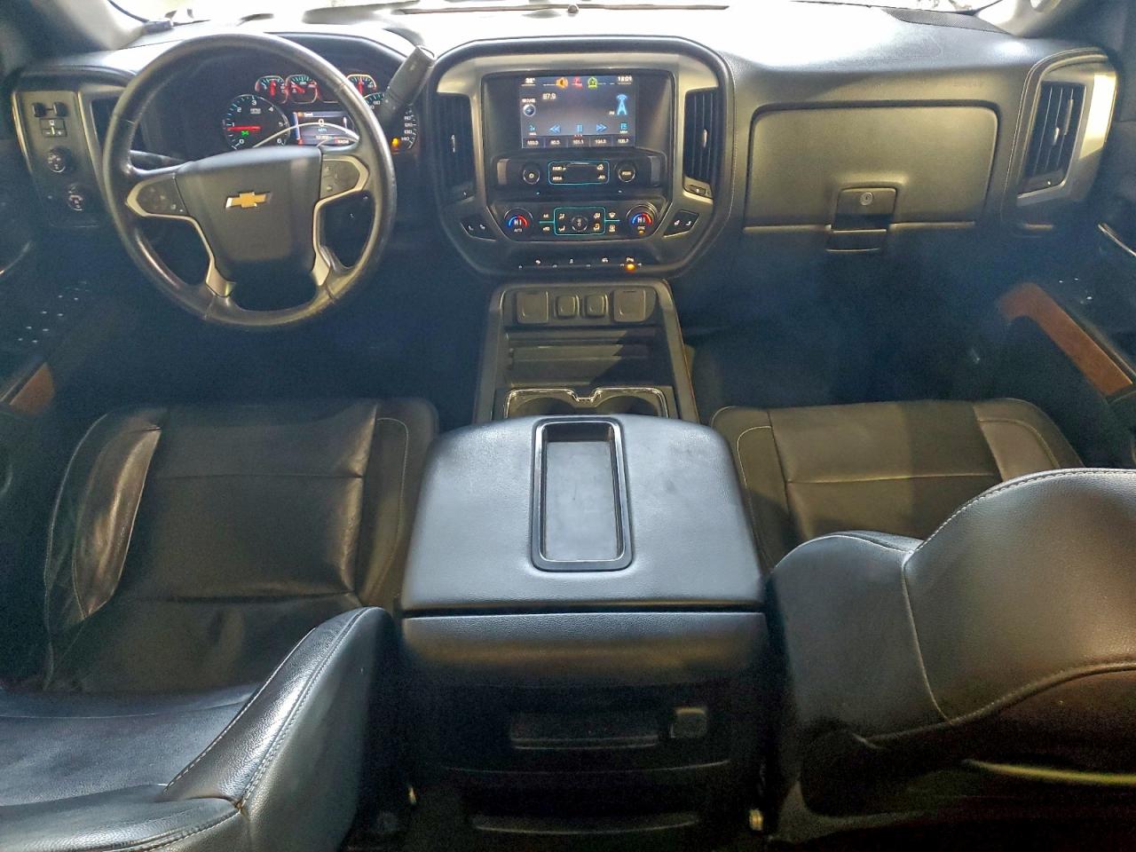 Chevrolet Silverado K1500 Ltz Image 5