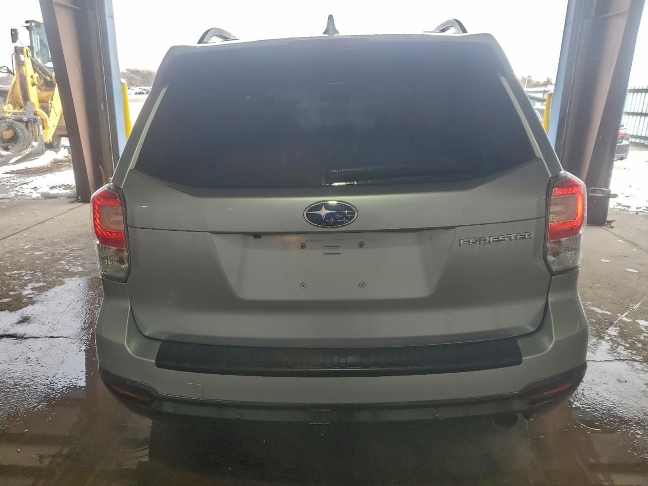 Subaru Forester 2.5i Touring Image 10