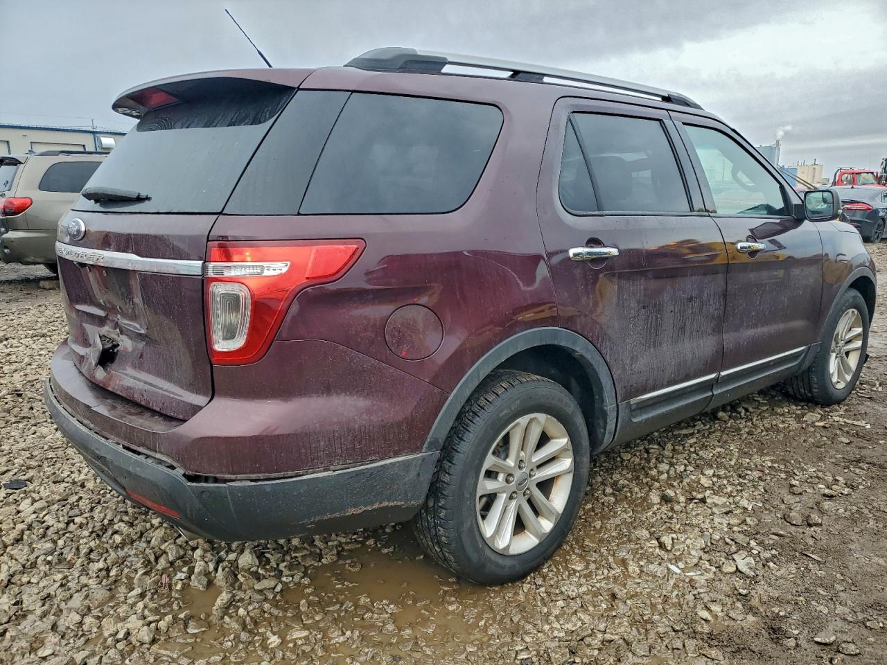 Ford Explorer Xlt Image 4