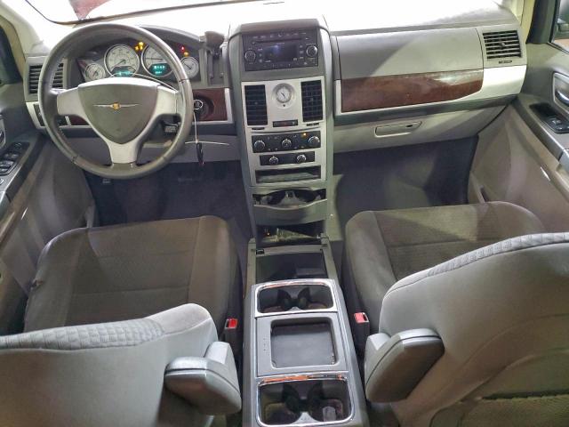 Chrysler Minivan Touring Image 13