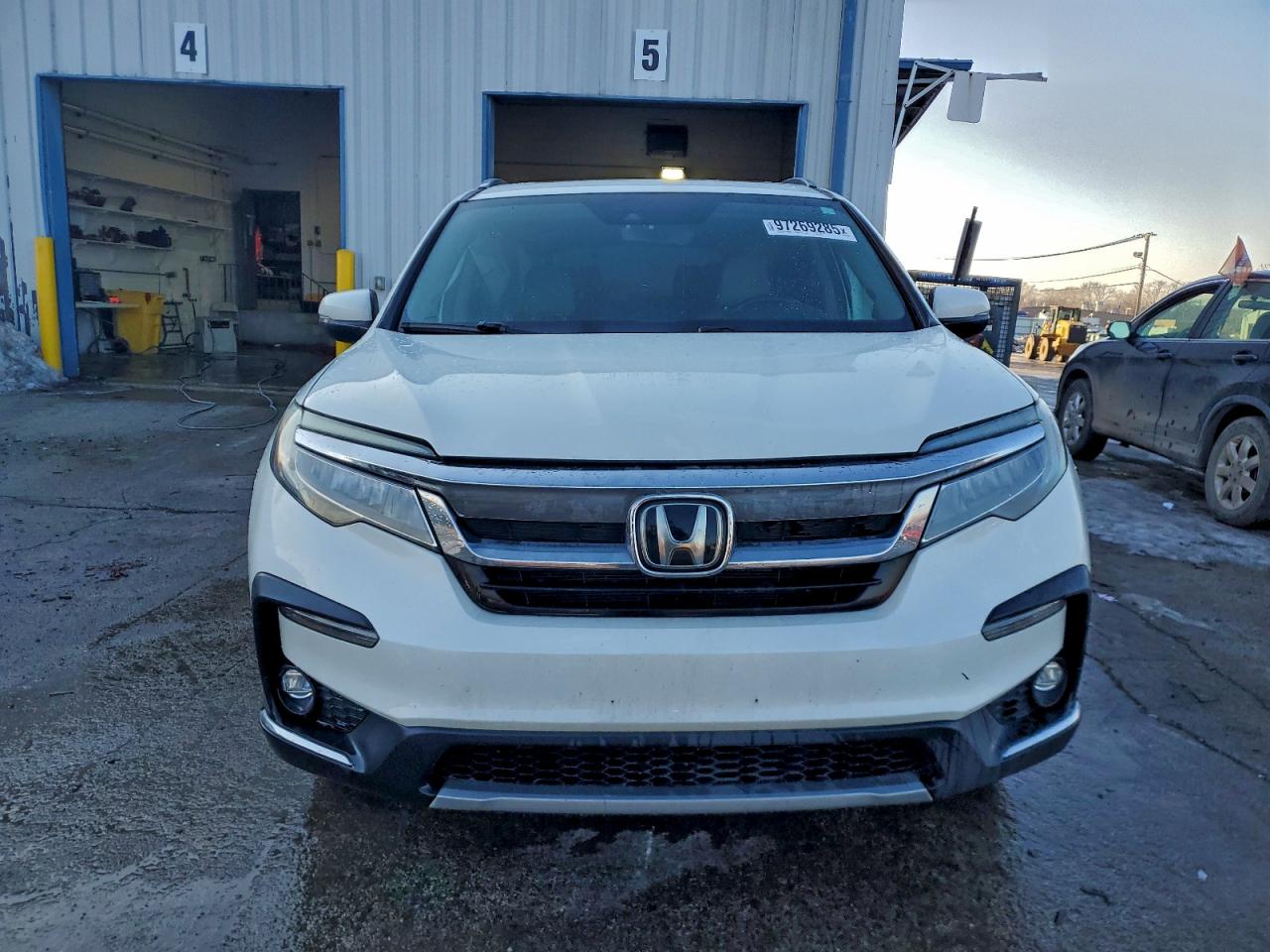 Honda Pilot Touring Image 6