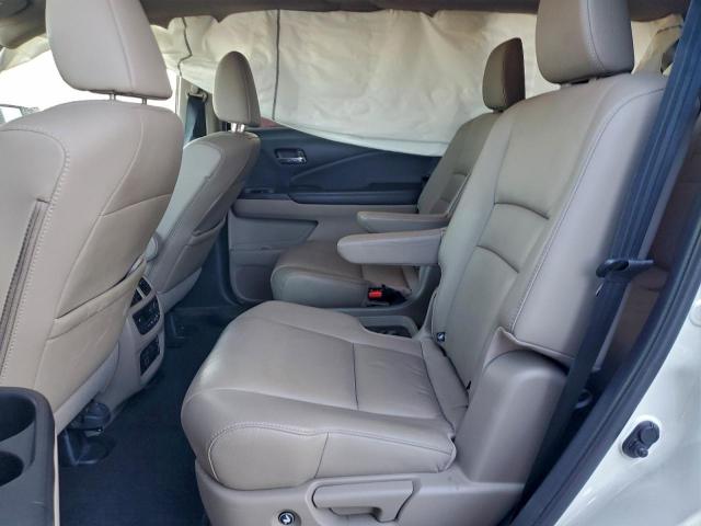 Honda Pilot Touring Image 9