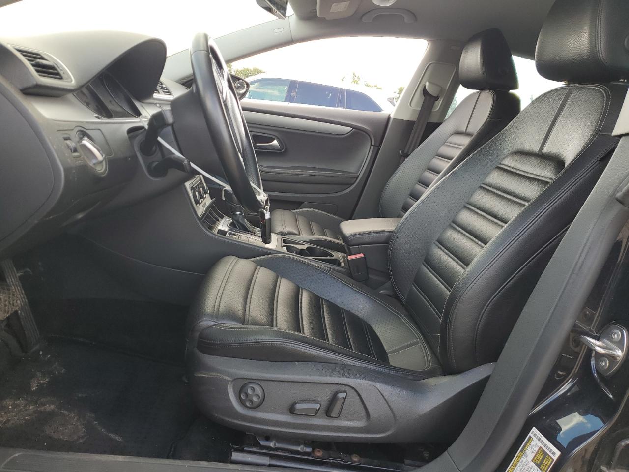 Volkswagen CC Sport Image 7