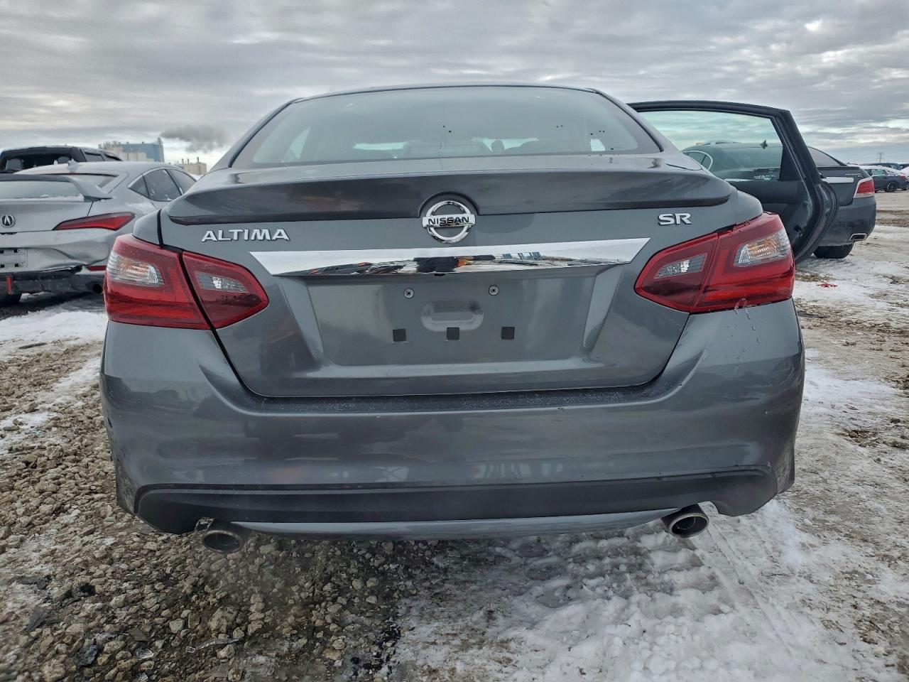 Nissan Altima 2.5 Image 7